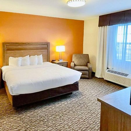 Mainstay Suites Watford City - Event Center Екстериор снимка