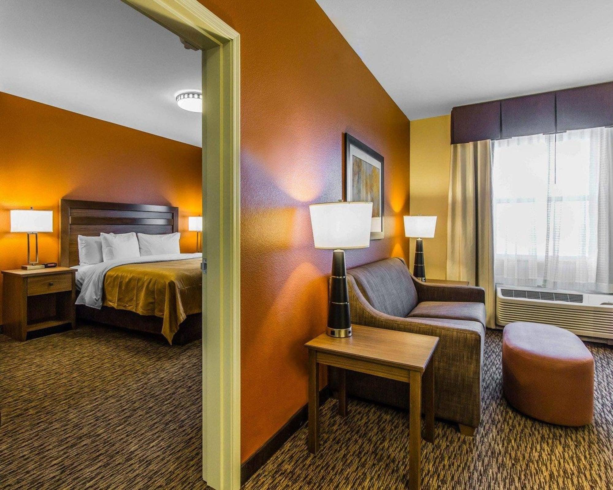 Mainstay Suites Watford City - Event Center Екстериор снимка