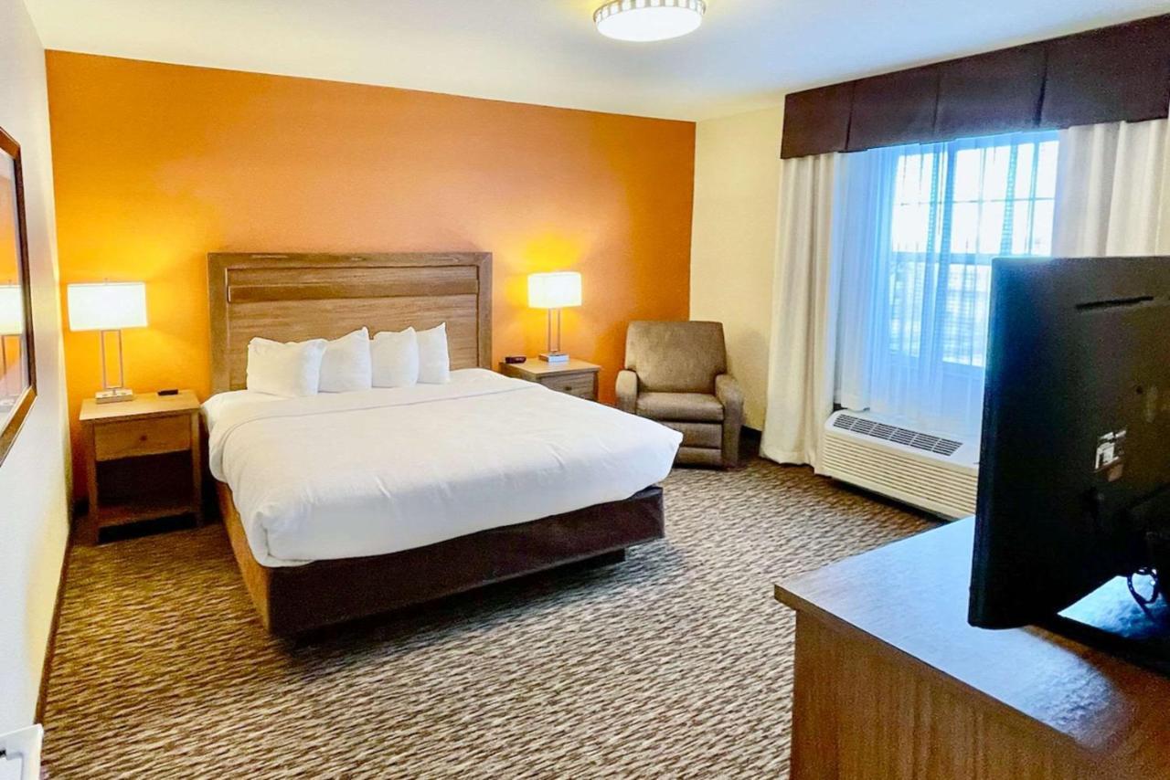 Mainstay Suites Watford City - Event Center Екстериор снимка