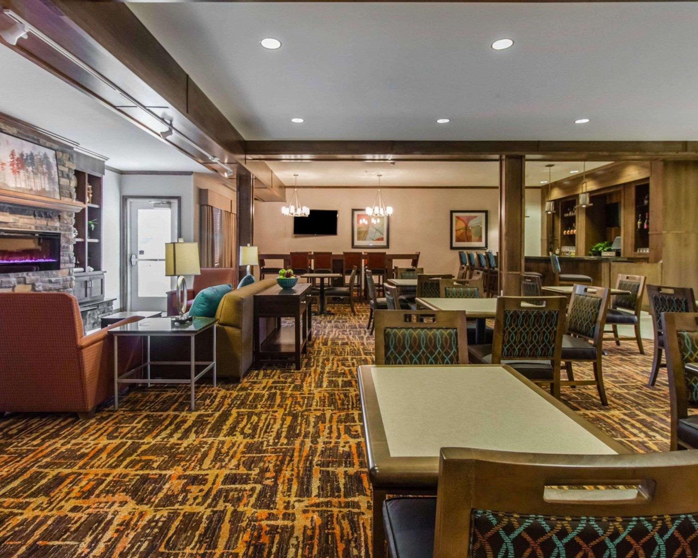 Mainstay Suites Watford City - Event Center Екстериор снимка