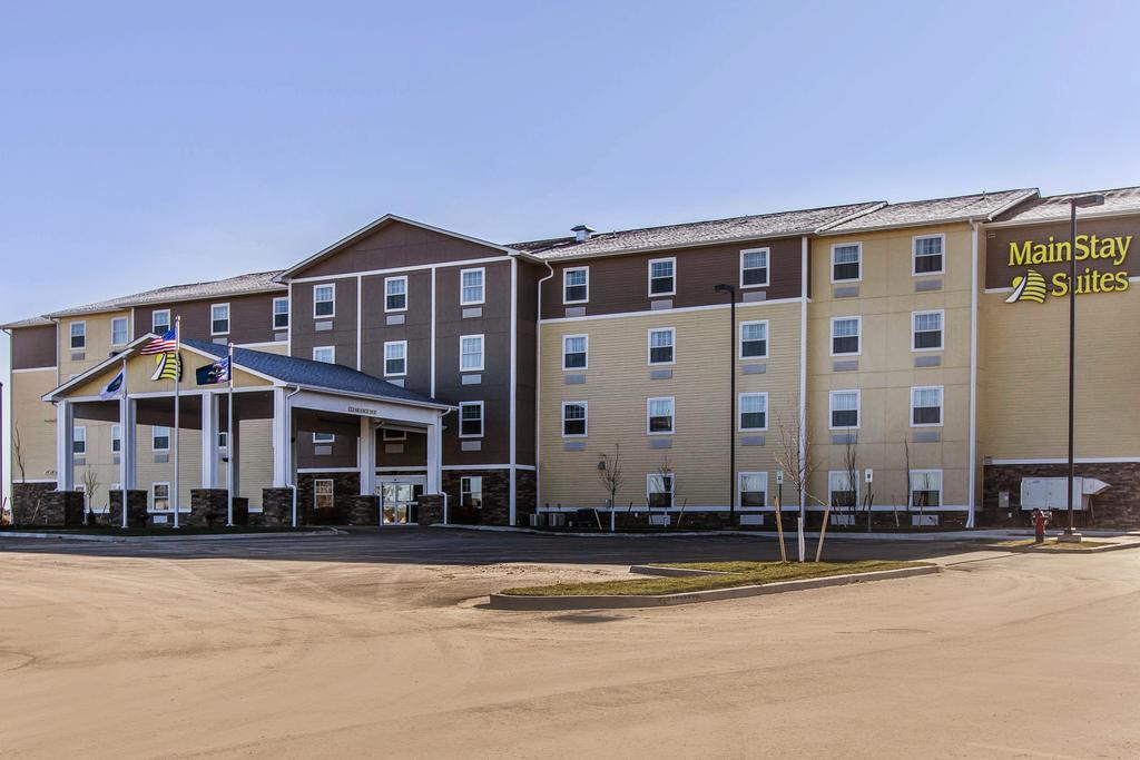 Mainstay Suites Watford City - Event Center Екстериор снимка