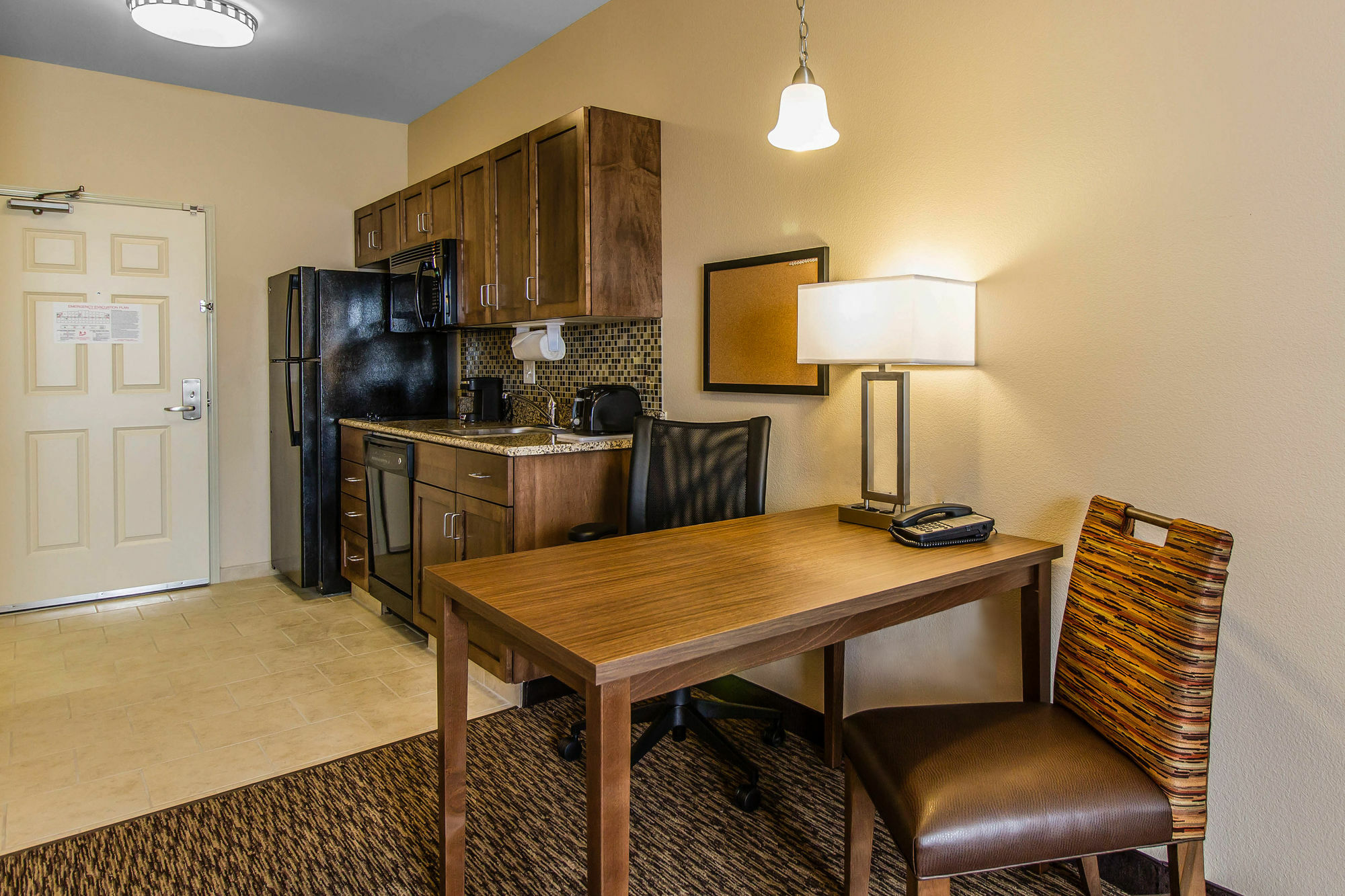 Mainstay Suites Watford City - Event Center Екстериор снимка